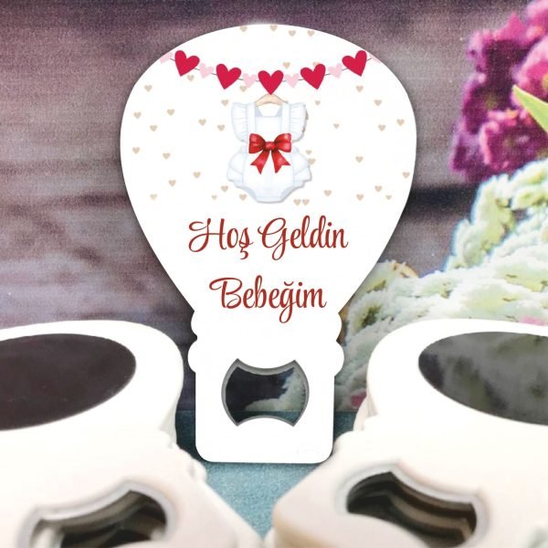 Kız Bebek Elbiseli Bebek Balon Açacak