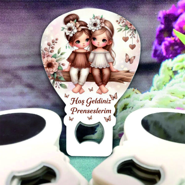 İkiz Bebek Balon Açacak